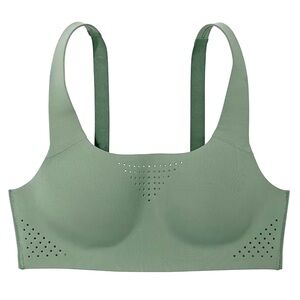 VS Sport Featherweight Max Sports Bra
